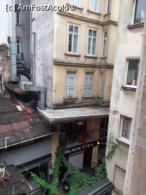 [P09] Hotel Gritti Pera » foto by adso
 - 
<span class="allrVoted glyphicon glyphicon-heart hidden" id="av1512887"></span>
<a class="m-l-10 hidden" id="sv1512887" onclick="voting_Foto_DelVot(,1512887,29218)" role="button">șterge vot <span class="glyphicon glyphicon-remove"></span></a>
<a id="v91512887" class=" c-red"  onclick="voting_Foto_SetVot(1512887)" role="button"><span class="glyphicon glyphicon-heart-empty"></span> <b>LIKE</b> = Votează poza</a> <img class="hidden"  id="f1512887W9" src="/imagini/loader.gif" border="0" /><span class="AjErrMes hidden" id="e1512887ErM"></span>