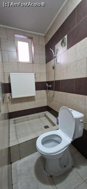 [P19] 19. Dușul este complet deschis. » foto by doinafil
 - 
<span class="allrVoted glyphicon glyphicon-heart hidden" id="av1513165"></span>
<a class="m-l-10 hidden" id="sv1513165" onclick="voting_Foto_DelVot(,1513165,29219)" role="button">șterge vot <span class="glyphicon glyphicon-remove"></span></a>
<a id="v91513165" class=" c-red"  onclick="voting_Foto_SetVot(1513165)" role="button"><span class="glyphicon glyphicon-heart-empty"></span> <b>LIKE</b> = Votează poza</a> <img class="hidden"  id="f1513165W9" src="/imagini/loader.gif" border="0" /><span class="AjErrMes hidden" id="e1513165ErM"></span>