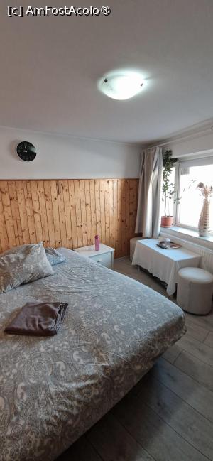 [P22] 22. Camera single, la parter. » foto by doinafil
 - 
<span class="allrVoted glyphicon glyphicon-heart hidden" id="av1513168"></span>
<a class="m-l-10 hidden" id="sv1513168" onclick="voting_Foto_DelVot(,1513168,29219)" role="button">șterge vot <span class="glyphicon glyphicon-remove"></span></a>
<a id="v91513168" class=" c-red"  onclick="voting_Foto_SetVot(1513168)" role="button"><span class="glyphicon glyphicon-heart-empty"></span> <b>LIKE</b> = Votează poza</a> <img class="hidden"  id="f1513168W9" src="/imagini/loader.gif" border="0" /><span class="AjErrMes hidden" id="e1513168ErM"></span>