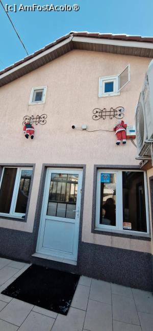 [P03] 3. Curtea mică a pensiunii, unde se iese la fumat. » foto by doinafil
 - 
<span class="allrVoted glyphicon glyphicon-heart hidden" id="av1513149"></span>
<a class="m-l-10 hidden" id="sv1513149" onclick="voting_Foto_DelVot(,1513149,29219)" role="button">șterge vot <span class="glyphicon glyphicon-remove"></span></a>
<a id="v91513149" class=" c-red"  onclick="voting_Foto_SetVot(1513149)" role="button"><span class="glyphicon glyphicon-heart-empty"></span> <b>LIKE</b> = Votează poza</a> <img class="hidden"  id="f1513149W9" src="/imagini/loader.gif" border="0" /><span class="AjErrMes hidden" id="e1513149ErM"></span>