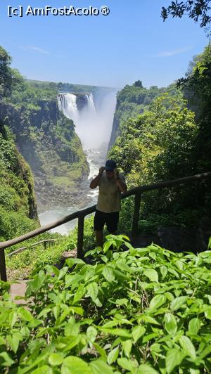 [P12] Victoria Falls Zimbabwe » foto by robert
 - 
<span class="allrVoted glyphicon glyphicon-heart hidden" id="av1514439"></span>
<a class="m-l-10 hidden" id="sv1514439" onclick="voting_Foto_DelVot(,1514439,29230)" role="button">șterge vot <span class="glyphicon glyphicon-remove"></span></a>
<a id="v91514439" class=" c-red"  onclick="voting_Foto_SetVot(1514439)" role="button"><span class="glyphicon glyphicon-heart-empty"></span> <b>LIKE</b> = Votează poza</a> <img class="hidden"  id="f1514439W9" src="/imagini/loader.gif" border="0" /><span class="AjErrMes hidden" id="e1514439ErM"></span>