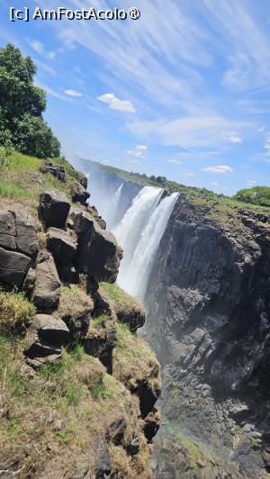 [P28] Victoria Falls Zimbabwe » foto by robert
 - 
<span class="allrVoted glyphicon glyphicon-heart hidden" id="av1514455"></span>
<a class="m-l-10 hidden" id="sv1514455" onclick="voting_Foto_DelVot(,1514455,29230)" role="button">șterge vot <span class="glyphicon glyphicon-remove"></span></a>
<a id="v91514455" class=" c-red"  onclick="voting_Foto_SetVot(1514455)" role="button"><span class="glyphicon glyphicon-heart-empty"></span> <b>LIKE</b> = Votează poza</a> <img class="hidden"  id="f1514455W9" src="/imagini/loader.gif" border="0" /><span class="AjErrMes hidden" id="e1514455ErM"></span>