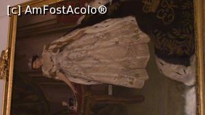 [P14] Tablou ce reprezinta pe Majestatea Sa Regina Elisabeta a II-a a Regatului Unit si Irlandei de Nord. » foto by ovidiuyepi
 - 
<span class="allrVoted glyphicon glyphicon-heart hidden" id="av1233289"></span>
<a class="m-l-10 hidden" id="sv1233289" onclick="voting_Foto_DelVot(,1233289,29231)" role="button">șterge vot <span class="glyphicon glyphicon-remove"></span></a>
<a id="v91233289" class=" c-red"  onclick="voting_Foto_SetVot(1233289)" role="button"><span class="glyphicon glyphicon-heart-empty"></span> <b>LIKE</b> = Votează poza</a> <img class="hidden"  id="f1233289W9" src="/imagini/loader.gif" border="0" /><span class="AjErrMes hidden" id="e1233289ErM"></span>