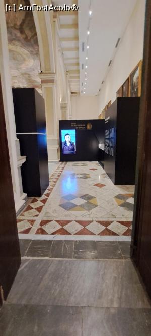 [P56] Uccellerie, intrarea în sală și un ecran » foto by irinad
 - 
<span class="allrVoted glyphicon glyphicon-heart hidden" id="av1514727"></span>
<a class="m-l-10 hidden" id="sv1514727" onclick="voting_Foto_DelVot(,1514727,29231)" role="button">șterge vot <span class="glyphicon glyphicon-remove"></span></a>
<a id="v91514727" class=" c-red"  onclick="voting_Foto_SetVot(1514727)" role="button"><span class="glyphicon glyphicon-heart-empty"></span> <b>LIKE</b> = Votează poza</a> <img class="hidden"  id="f1514727W9" src="/imagini/loader.gif" border="0" /><span class="AjErrMes hidden" id="e1514727ErM"></span>