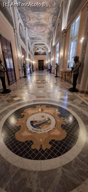 [P06] Palatul Marilor Maeștri, coridor celebru » foto by irinad
 - 
<span class="allrVoted glyphicon glyphicon-heart hidden" id="av1514677"></span>
<a class="m-l-10 hidden" id="sv1514677" onclick="voting_Foto_DelVot(,1514677,29231)" role="button">șterge vot <span class="glyphicon glyphicon-remove"></span></a>
<a id="v91514677" class=" c-red"  onclick="voting_Foto_SetVot(1514677)" role="button"><span class="glyphicon glyphicon-heart-empty"></span> <b>LIKE</b> = Votează poza</a> <img class="hidden"  id="f1514677W9" src="/imagini/loader.gif" border="0" /><span class="AjErrMes hidden" id="e1514677ErM"></span>