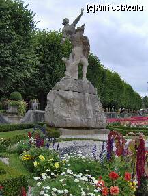 [P09] O zi in Salzburg - Gradinile Mirabell - flori de toate culorile » foto by irma_ro*
 - 
<span class="allrVoted glyphicon glyphicon-heart hidden" id="av173066"></span>
<a class="m-l-10 hidden" id="sv173066" onclick="voting_Foto_DelVot(,173066,29235)" role="button">șterge vot <span class="glyphicon glyphicon-remove"></span></a>
<a id="v9173066" class=" c-red"  onclick="voting_Foto_SetVot(173066)" role="button"><span class="glyphicon glyphicon-heart-empty"></span> <b>LIKE</b> = Votează poza</a> <img class="hidden"  id="f173066W9" src="/imagini/loader.gif" border="0" /><span class="AjErrMes hidden" id="e173066ErM"></span>