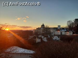 [P22] Abația Melk » foto by adso
 - 
<span class="allrVoted glyphicon glyphicon-heart hidden" id="av1516232"></span>
<a class="m-l-10 hidden" id="sv1516232" onclick="voting_Foto_DelVot(,1516232,29239)" role="button">șterge vot <span class="glyphicon glyphicon-remove"></span></a>
<a id="v91516232" class=" c-red"  onclick="voting_Foto_SetVot(1516232)" role="button"><span class="glyphicon glyphicon-heart-empty"></span> <b>LIKE</b> = Votează poza</a> <img class="hidden"  id="f1516232W9" src="/imagini/loader.gif" border="0" /><span class="AjErrMes hidden" id="e1516232ErM"></span>