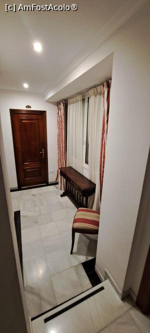 [P17] Hotel Europa, pe un palier » foto by irinad
 - 
<span class="allrVoted glyphicon glyphicon-heart hidden" id="av1516686"></span>
<a class="m-l-10 hidden" id="sv1516686" onclick="voting_Foto_DelVot(,1516686,29240)" role="button">șterge vot <span class="glyphicon glyphicon-remove"></span></a>
<a id="v91516686" class=" c-red"  onclick="voting_Foto_SetVot(1516686)" role="button"><span class="glyphicon glyphicon-heart-empty"></span> <b>LIKE</b> = Votează poza</a> <img class="hidden"  id="f1516686W9" src="/imagini/loader.gif" border="0" /><span class="AjErrMes hidden" id="e1516686ErM"></span>