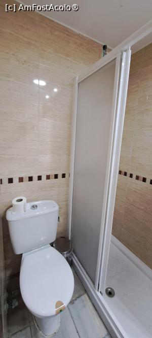 [P36] Hotel Europa,în baie » foto by irinad
 - 
<span class="allrVoted glyphicon glyphicon-heart hidden" id="av1516705"></span>
<a class="m-l-10 hidden" id="sv1516705" onclick="voting_Foto_DelVot(,1516705,29240)" role="button">șterge vot <span class="glyphicon glyphicon-remove"></span></a>
<a id="v91516705" class=" c-red"  onclick="voting_Foto_SetVot(1516705)" role="button"><span class="glyphicon glyphicon-heart-empty"></span> <b>LIKE</b> = Votează poza</a> <img class="hidden"  id="f1516705W9" src="/imagini/loader.gif" border="0" /><span class="AjErrMes hidden" id="e1516705ErM"></span>