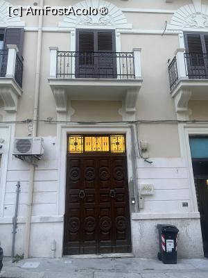 [P01] Reggio Calabria- Clădirea unde se află Ludey B&B » foto by Yersinia Pestis
 - 
<span class="allrVoted glyphicon glyphicon-heart hidden" id="av1517085"></span>
<a class="m-l-10 hidden" id="sv1517085" onclick="voting_Foto_DelVot(,1517085,29243)" role="button">șterge vot <span class="glyphicon glyphicon-remove"></span></a>
<a id="v91517085" class=" c-red"  onclick="voting_Foto_SetVot(1517085)" role="button"><span class="glyphicon glyphicon-heart-empty"></span> <b>LIKE</b> = Votează poza</a> <img class="hidden"  id="f1517085W9" src="/imagini/loader.gif" border="0" /><span class="AjErrMes hidden" id="e1517085ErM"></span>