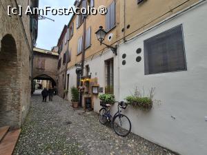 [P18] Il Mandolino Trattoria » foto by adso
 - 
<span class="allrVoted glyphicon glyphicon-heart hidden" id="av1518046"></span>
<a class="m-l-10 hidden" id="sv1518046" onclick="voting_Foto_DelVot(,1518046,29250)" role="button">șterge vot <span class="glyphicon glyphicon-remove"></span></a>
<a id="v91518046" class=" c-red"  onclick="voting_Foto_SetVot(1518046)" role="button"><span class="glyphicon glyphicon-heart-empty"></span> <b>LIKE</b> = Votează poza</a> <img class="hidden"  id="f1518046W9" src="/imagini/loader.gif" border="0" /><span class="AjErrMes hidden" id="e1518046ErM"></span>