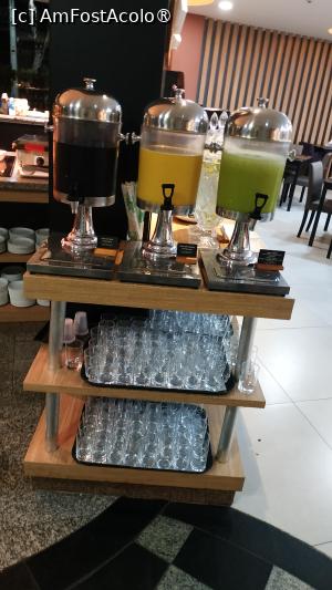 [P26] Wyndham Foz 4*, restaurant » foto by elenaadina
 - 
<span class="allrVoted glyphicon glyphicon-heart hidden" id="av1518089"></span>
<a class="m-l-10 hidden" id="sv1518089" onclick="voting_Foto_DelVot(,1518089,29251)" role="button">șterge vot <span class="glyphicon glyphicon-remove"></span></a>
<a id="v91518089" class=" c-red"  onclick="voting_Foto_SetVot(1518089)" role="button"><span class="glyphicon glyphicon-heart-empty"></span> <b>LIKE</b> = Votează poza</a> <img class="hidden"  id="f1518089W9" src="/imagini/loader.gif" border="0" /><span class="AjErrMes hidden" id="e1518089ErM"></span>