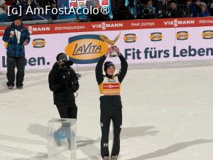 [P18] Ceremonia de premiere » foto by adso
 - 
<span class="allrVoted glyphicon glyphicon-heart hidden" id="av1518439"></span>
<a class="m-l-10 hidden" id="sv1518439" onclick="voting_Foto_DelVot(,1518439,29257)" role="button">șterge vot <span class="glyphicon glyphicon-remove"></span></a>
<a id="v91518439" class=" c-red"  onclick="voting_Foto_SetVot(1518439)" role="button"><span class="glyphicon glyphicon-heart-empty"></span> <b>LIKE</b> = Votează poza</a> <img class="hidden"  id="f1518439W9" src="/imagini/loader.gif" border="0" /><span class="AjErrMes hidden" id="e1518439ErM"></span>