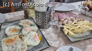 [P23] Micul dejun » foto by pepsi70ro
 - 
<span class="allrVoted glyphicon glyphicon-heart hidden" id="av1519064"></span>
<a class="m-l-10 hidden" id="sv1519064" onclick="voting_Foto_DelVot(,1519064,29261)" role="button">șterge vot <span class="glyphicon glyphicon-remove"></span></a>
<a id="v91519064" class=" c-red"  onclick="voting_Foto_SetVot(1519064)" role="button"><span class="glyphicon glyphicon-heart-empty"></span> <b>LIKE</b> = Votează poza</a> <img class="hidden"  id="f1519064W9" src="/imagini/loader.gif" border="0" /><span class="AjErrMes hidden" id="e1519064ErM"></span>