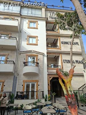 [P02] Giza, Egipt, „Pyramids Spiritual Gate” Hotel, Terasa din Curte » foto by mprofeanu
 - 
<span class="allrVoted glyphicon glyphicon-heart hidden" id="av1519591"></span>
<a class="m-l-10 hidden" id="sv1519591" onclick="voting_Foto_DelVot(,1519591,29265)" role="button">șterge vot <span class="glyphicon glyphicon-remove"></span></a>
<a id="v91519591" class=" c-red"  onclick="voting_Foto_SetVot(1519591)" role="button"><span class="glyphicon glyphicon-heart-empty"></span> <b>LIKE</b> = Votează poza</a> <img class="hidden"  id="f1519591W9" src="/imagini/loader.gif" border="0" /><span class="AjErrMes hidden" id="e1519591ErM"></span>