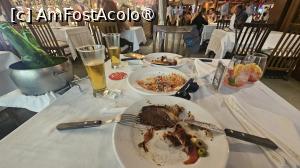 [P23] O Gaucho restaurant » foto by robert
 - 
<span class="allrVoted glyphicon glyphicon-heart hidden" id="av1521054"></span>
<a class="m-l-10 hidden" id="sv1521054" onclick="voting_Foto_DelVot(,1521054,29266)" role="button">șterge vot <span class="glyphicon glyphicon-remove"></span></a>
<a id="v91521054" class=" c-red"  onclick="voting_Foto_SetVot(1521054)" role="button"><span class="glyphicon glyphicon-heart-empty"></span> <b>LIKE</b> = Votează poza</a> <img class="hidden"  id="f1521054W9" src="/imagini/loader.gif" border="0" /><span class="AjErrMes hidden" id="e1521054ErM"></span>