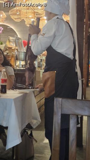 [P05] O Gaucho restaurant » foto by robert
 - 
<span class="allrVoted glyphicon glyphicon-heart hidden" id="av1521036"></span>
<a class="m-l-10 hidden" id="sv1521036" onclick="voting_Foto_DelVot(,1521036,29266)" role="button">șterge vot <span class="glyphicon glyphicon-remove"></span></a>
<a id="v91521036" class=" c-red"  onclick="voting_Foto_SetVot(1521036)" role="button"><span class="glyphicon glyphicon-heart-empty"></span> <b>LIKE</b> = Votează poza</a> <img class="hidden"  id="f1521036W9" src="/imagini/loader.gif" border="0" /><span class="AjErrMes hidden" id="e1521036ErM"></span>