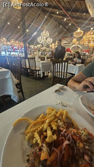 [P06] O Gaucho restaurant » foto by robert
 - 
<span class="allrVoted glyphicon glyphicon-heart hidden" id="av1521037"></span>
<a class="m-l-10 hidden" id="sv1521037" onclick="voting_Foto_DelVot(,1521037,29266)" role="button">șterge vot <span class="glyphicon glyphicon-remove"></span></a>
<a id="v91521037" class=" c-red"  onclick="voting_Foto_SetVot(1521037)" role="button"><span class="glyphicon glyphicon-heart-empty"></span> <b>LIKE</b> = Votează poza</a> <img class="hidden"  id="f1521037W9" src="/imagini/loader.gif" border="0" /><span class="AjErrMes hidden" id="e1521037ErM"></span>
