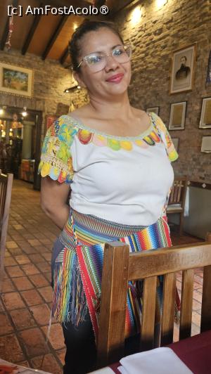 [P19] ospătărița noastră » foto by robert
 - 
<span class="allrVoted glyphicon glyphicon-heart hidden" id="av1522867"></span>
<a class="m-l-10 hidden" id="sv1522867" onclick="voting_Foto_DelVot(,1522867,29266)" role="button">șterge vot <span class="glyphicon glyphicon-remove"></span></a>
<a id="v91522867" class=" c-red"  onclick="voting_Foto_SetVot(1522867)" role="button"><span class="glyphicon glyphicon-heart-empty"></span> <b>LIKE</b> = Votează poza</a> <img class="hidden"  id="f1522867W9" src="/imagini/loader.gif" border="0" /><span class="AjErrMes hidden" id="e1522867ErM"></span>