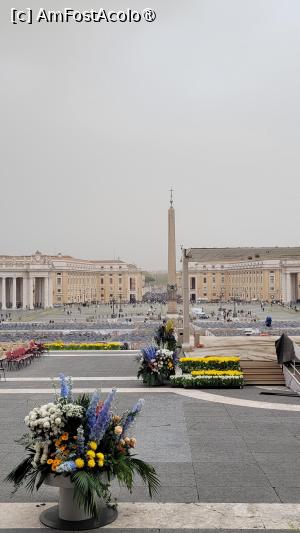 [P08] Vatican, a doua zi după slujba de Paște » foto by vlado2
 - 
<span class="allrVoted glyphicon glyphicon-heart hidden" id="av1519878"></span>
<a class="m-l-10 hidden" id="sv1519878" onclick="voting_Foto_DelVot(,1519878,29268)" role="button">șterge vot <span class="glyphicon glyphicon-remove"></span></a>
<a id="v91519878" class=" c-red"  onclick="voting_Foto_SetVot(1519878)" role="button"><span class="glyphicon glyphicon-heart-empty"></span> <b>LIKE</b> = Votează poza</a> <img class="hidden"  id="f1519878W9" src="/imagini/loader.gif" border="0" /><span class="AjErrMes hidden" id="e1519878ErM"></span>