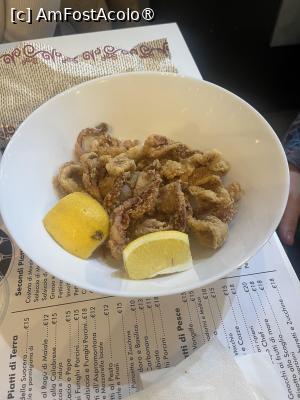 [P14] Reggio Calabria- La Cantina della Suocera.  » foto by Yersinia Pestis
 - 
<span class="allrVoted glyphicon glyphicon-heart hidden" id="av1520260"></span>
<a class="m-l-10 hidden" id="sv1520260" onclick="voting_Foto_DelVot(,1520260,29271)" role="button">șterge vot <span class="glyphicon glyphicon-remove"></span></a>
<a id="v91520260" class=" c-red"  onclick="voting_Foto_SetVot(1520260)" role="button"><span class="glyphicon glyphicon-heart-empty"></span> <b>LIKE</b> = Votează poza</a> <img class="hidden"  id="f1520260W9" src="/imagini/loader.gif" border="0" /><span class="AjErrMes hidden" id="e1520260ErM"></span>