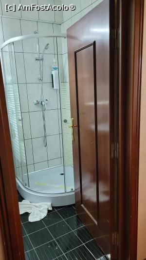 [P03] Baia , Hotel Bavaria 3* - Craiova » foto by vlado2
 - 
<span class="allrVoted glyphicon glyphicon-heart hidden" id="av1520239"></span>
<a class="m-l-10 hidden" id="sv1520239" onclick="voting_Foto_DelVot(,1520239,29272)" role="button">șterge vot <span class="glyphicon glyphicon-remove"></span></a>
<a id="v91520239" class=" c-red"  onclick="voting_Foto_SetVot(1520239)" role="button"><span class="glyphicon glyphicon-heart-empty"></span> <b>LIKE</b> = Votează poza</a> <img class="hidden"  id="f1520239W9" src="/imagini/loader.gif" border="0" /><span class="AjErrMes hidden" id="e1520239ErM"></span>