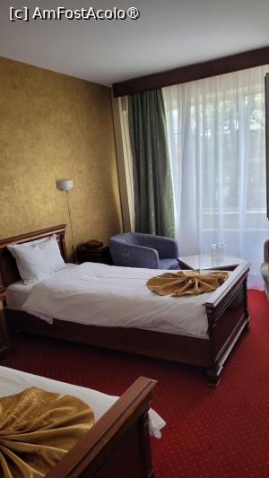 [P08] Cameră dublă twin , Hotel Bavaria 3* - Craiova » foto by vlado2
 - 
<span class="allrVoted glyphicon glyphicon-heart hidden" id="av1520244"></span>
<a class="m-l-10 hidden" id="sv1520244" onclick="voting_Foto_DelVot(,1520244,29272)" role="button">șterge vot <span class="glyphicon glyphicon-remove"></span></a>
<a id="v91520244" class=" c-red"  onclick="voting_Foto_SetVot(1520244)" role="button"><span class="glyphicon glyphicon-heart-empty"></span> <b>LIKE</b> = Votează poza</a> <img class="hidden"  id="f1520244W9" src="/imagini/loader.gif" border="0" /><span class="AjErrMes hidden" id="e1520244ErM"></span>
