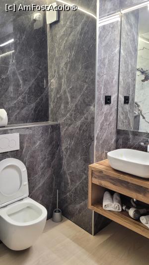 [P18] Baia - Hotel Bavaria, Craiova » foto by vlado2
 - 
<span class="allrVoted glyphicon glyphicon-heart hidden" id="av1525581"></span>
<a class="m-l-10 hidden" id="sv1525581" onclick="voting_Foto_DelVot(,1525581,29272)" role="button">șterge vot <span class="glyphicon glyphicon-remove"></span></a>
<a id="v91525581" class=" c-red"  onclick="voting_Foto_SetVot(1525581)" role="button"><span class="glyphicon glyphicon-heart-empty"></span> <b>LIKE</b> = Votează poza</a> <img class="hidden"  id="f1525581W9" src="/imagini/loader.gif" border="0" /><span class="AjErrMes hidden" id="e1525581ErM"></span>