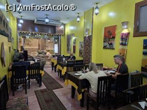 [P04] Giza, Egipt, Restaurantul El Dar Darak decorat în stil arab, era încă devreme, nu veniseră turiștii... » foto by mprofeanu
 - 
<span class="allrVoted glyphicon glyphicon-heart hidden" id="av1520267"></span>
<a class="m-l-10 hidden" id="sv1520267" onclick="voting_Foto_DelVot(,1520267,29273)" role="button">șterge vot <span class="glyphicon glyphicon-remove"></span></a>
<a id="v91520267" class=" c-red"  onclick="voting_Foto_SetVot(1520267)" role="button"><span class="glyphicon glyphicon-heart-empty"></span> <b>LIKE</b> = Votează poza</a> <img class="hidden"  id="f1520267W9" src="/imagini/loader.gif" border="0" /><span class="AjErrMes hidden" id="e1520267ErM"></span>