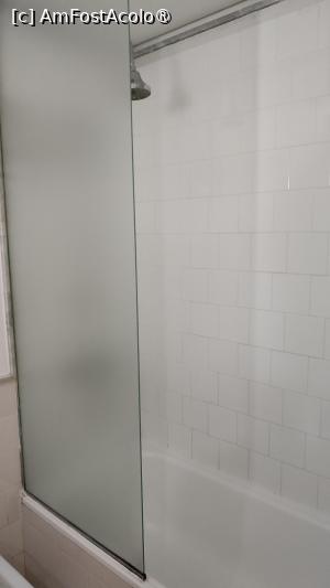 [P07] Hotel Broadway, prima camera » foto by elenaadina
 - 
<span class="allrVoted glyphicon glyphicon-heart hidden" id="av1520534"></span>
<a class="m-l-10 hidden" id="sv1520534" onclick="voting_Foto_DelVot(,1520534,29276)" role="button">șterge vot <span class="glyphicon glyphicon-remove"></span></a>
<a id="v91520534" class=" c-red"  onclick="voting_Foto_SetVot(1520534)" role="button"><span class="glyphicon glyphicon-heart-empty"></span> <b>LIKE</b> = Votează poza</a> <img class="hidden"  id="f1520534W9" src="/imagini/loader.gif" border="0" /><span class="AjErrMes hidden" id="e1520534ErM"></span>