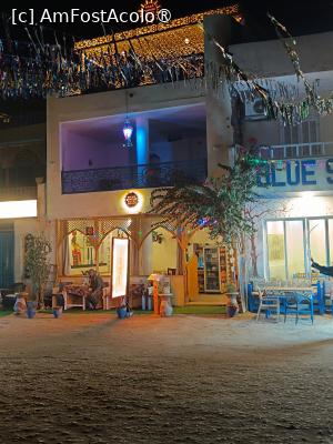 [P02] Luxor, Egipt, Villa Sunrise, Fațada văzută seara » foto by mprofeanu
 - 
<span class="allrVoted glyphicon glyphicon-heart hidden" id="av1520599"></span>
<a class="m-l-10 hidden" id="sv1520599" onclick="voting_Foto_DelVot(,1520599,29277)" role="button">șterge vot <span class="glyphicon glyphicon-remove"></span></a>
<a id="v91520599" class=" c-red"  onclick="voting_Foto_SetVot(1520599)" role="button"><span class="glyphicon glyphicon-heart-empty"></span> <b>LIKE</b> = Votează poza</a> <img class="hidden"  id="f1520599W9" src="/imagini/loader.gif" border="0" /><span class="AjErrMes hidden" id="e1520599ErM"></span>