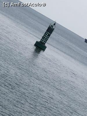[P02] Una din cele doua balize care sunt repere pentru intrarea sau iesirea navelor din port » foto by Dan&Ema
 - 
<span class="allrVoted glyphicon glyphicon-heart hidden" id="av997088"></span>
<a class="m-l-10 hidden" id="sv997088" onclick="voting_Foto_DelVot(,997088,29287)" role="button">șterge vot <span class="glyphicon glyphicon-remove"></span></a>
<a id="v9997088" class=" c-red"  onclick="voting_Foto_SetVot(997088)" role="button"><span class="glyphicon glyphicon-heart-empty"></span> <b>LIKE</b> = Votează poza</a> <img class="hidden"  id="f997088W9" src="/imagini/loader.gif" border="0" /><span class="AjErrMes hidden" id="e997088ErM"></span>