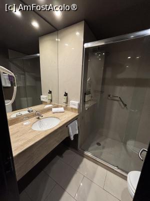 [P16] Baie,zona lavoar » foto by AZE
 - 
<span class="allrVoted glyphicon glyphicon-heart hidden" id="av1524184"></span>
<a class="m-l-10 hidden" id="sv1524184" onclick="voting_Foto_DelVot(,1524184,29291)" role="button">șterge vot <span class="glyphicon glyphicon-remove"></span></a>
<a id="v91524184" class=" c-red"  onclick="voting_Foto_SetVot(1524184)" role="button"><span class="glyphicon glyphicon-heart-empty"></span> <b>LIKE</b> = Votează poza</a> <img class="hidden"  id="f1524184W9" src="/imagini/loader.gif" border="0" /><span class="AjErrMes hidden" id="e1524184ErM"></span>