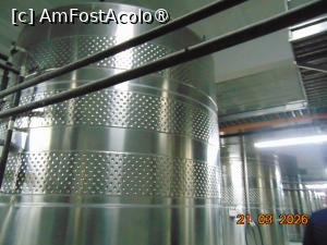 [P01] noile tancuri din inox folosite în procesul de vinificatie » foto by Yolanda
 - 
<span class="allrVoted glyphicon glyphicon-heart hidden" id="av1524425"></span>
<a class="m-l-10 hidden" id="sv1524425" onclick="voting_Foto_DelVot(,1524425,29294)" role="button">șterge vot <span class="glyphicon glyphicon-remove"></span></a>
<a id="v91524425" class=" c-red"  onclick="voting_Foto_SetVot(1524425)" role="button"><span class="glyphicon glyphicon-heart-empty"></span> <b>LIKE</b> = Votează poza</a> <img class="hidden"  id="f1524425W9" src="/imagini/loader.gif" border="0" /><span class="AjErrMes hidden" id="e1524425ErM"></span>