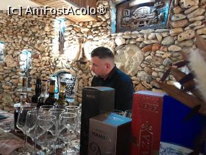 [P44] la barul vesel » foto by Yolanda
 - 
<span class="allrVoted glyphicon glyphicon-heart hidden" id="av1524468"></span>
<a class="m-l-10 hidden" id="sv1524468" onclick="voting_Foto_DelVot(,1524468,29294)" role="button">șterge vot <span class="glyphicon glyphicon-remove"></span></a>
<a id="v91524468" class=" c-red"  onclick="voting_Foto_SetVot(1524468)" role="button"><span class="glyphicon glyphicon-heart-empty"></span> <b>LIKE</b> = Votează poza</a> <img class="hidden"  id="f1524468W9" src="/imagini/loader.gif" border="0" /><span class="AjErrMes hidden" id="e1524468ErM"></span>