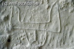 [P09] Inscripții pe pereții bisericuțelor din cretă » foto by pepsi70ro
 - 
<span class="allrVoted glyphicon glyphicon-heart hidden" id="av817773"></span>
<a class="m-l-10 hidden" id="sv817773" onclick="voting_Foto_DelVot(,817773,29294)" role="button">șterge vot <span class="glyphicon glyphicon-remove"></span></a>
<a id="v9817773" class=" c-red"  onclick="voting_Foto_SetVot(817773)" role="button"><span class="glyphicon glyphicon-heart-empty"></span> <b>LIKE</b> = Votează poza</a> <img class="hidden"  id="f817773W9" src="/imagini/loader.gif" border="0" /><span class="AjErrMes hidden" id="e817773ErM"></span>