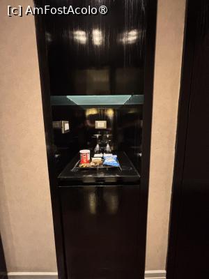 [P16] Minibarul » foto by AZE
 - 
<span class="allrVoted glyphicon glyphicon-heart hidden" id="av1524497"></span>
<a class="m-l-10 hidden" id="sv1524497" onclick="voting_Foto_DelVot(,1524497,29295)" role="button">șterge vot <span class="glyphicon glyphicon-remove"></span></a>
<a id="v91524497" class=" c-red"  onclick="voting_Foto_SetVot(1524497)" role="button"><span class="glyphicon glyphicon-heart-empty"></span> <b>LIKE</b> = Votează poza</a> <img class="hidden"  id="f1524497W9" src="/imagini/loader.gif" border="0" /><span class="AjErrMes hidden" id="e1524497ErM"></span>