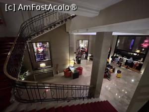 [P37] Scările spre etaje » foto by AZE
 - 
<span class="allrVoted glyphicon glyphicon-heart hidden" id="av1524518"></span>
<a class="m-l-10 hidden" id="sv1524518" onclick="voting_Foto_DelVot(,1524518,29295)" role="button">șterge vot <span class="glyphicon glyphicon-remove"></span></a>
<a id="v91524518" class=" c-red"  onclick="voting_Foto_SetVot(1524518)" role="button"><span class="glyphicon glyphicon-heart-empty"></span> <b>LIKE</b> = Votează poza</a> <img class="hidden"  id="f1524518W9" src="/imagini/loader.gif" border="0" /><span class="AjErrMes hidden" id="e1524518ErM"></span>