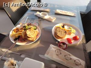 [P16] JK Business - La micul dejun » foto by Yoda
 - 
<span class="allrVoted glyphicon glyphicon-heart hidden" id="av1525082"></span>
<a class="m-l-10 hidden" id="sv1525082" onclick="voting_Foto_DelVot(,1525082,29298)" role="button">șterge vot <span class="glyphicon glyphicon-remove"></span></a>
<a id="v91525082" class=" c-red"  onclick="voting_Foto_SetVot(1525082)" role="button"><span class="glyphicon glyphicon-heart-empty"></span> <b>LIKE</b> = Votează poza</a> <img class="hidden"  id="f1525082W9" src="/imagini/loader.gif" border="0" /><span class="AjErrMes hidden" id="e1525082ErM"></span>