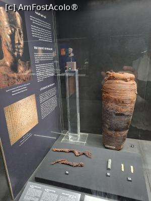 [P14] Necropola Saqqara, Muzeul Imhotep, Vasul cu viscere a lui Pepy I fiul lui Teti, Dinastia 6, sec. 24 - 23 î. Hr. » foto by mprofeanu
 - 
<span class="allrVoted glyphicon glyphicon-heart hidden" id="av1525337"></span>
<a class="m-l-10 hidden" id="sv1525337" onclick="voting_Foto_DelVot(,1525337,29302)" role="button">șterge vot <span class="glyphicon glyphicon-remove"></span></a>
<a id="v91525337" class=" c-red"  onclick="voting_Foto_SetVot(1525337)" role="button"><span class="glyphicon glyphicon-heart-empty"></span> <b>LIKE</b> = Votează poza</a> <img class="hidden"  id="f1525337W9" src="/imagini/loader.gif" border="0" /><span class="AjErrMes hidden" id="e1525337ErM"></span>