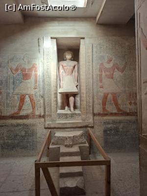 [P28] Necropola Saqqara, Mastaba lui Mereruka, Camera mare cu șase stâlpi cu rol de capelă unde se depuneau ofrandele și statuia lui Mereruka » foto by mprofeanu
 - 
<span class="allrVoted glyphicon glyphicon-heart hidden" id="av1525351"></span>
<a class="m-l-10 hidden" id="sv1525351" onclick="voting_Foto_DelVot(,1525351,29302)" role="button">șterge vot <span class="glyphicon glyphicon-remove"></span></a>
<a id="v91525351" class=" c-red"  onclick="voting_Foto_SetVot(1525351)" role="button"><span class="glyphicon glyphicon-heart-empty"></span> <b>LIKE</b> = Votează poza</a> <img class="hidden"  id="f1525351W9" src="/imagini/loader.gif" border="0" /><span class="AjErrMes hidden" id="e1525351ErM"></span>