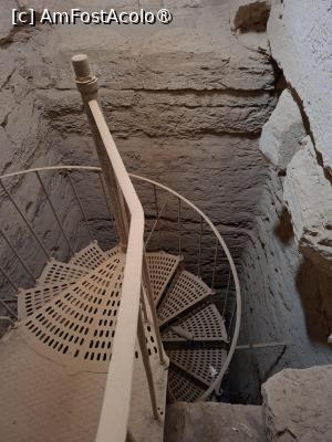 [P30] Necropola Saqqara, Mastaba lui Mereruka, Pe aici se cobora la mormânt, acum închis » foto by mprofeanu
 - 
<span class="allrVoted glyphicon glyphicon-heart hidden" id="av1525353"></span>
<a class="m-l-10 hidden" id="sv1525353" onclick="voting_Foto_DelVot(,1525353,29302)" role="button">șterge vot <span class="glyphicon glyphicon-remove"></span></a>
<a id="v91525353" class=" c-red"  onclick="voting_Foto_SetVot(1525353)" role="button"><span class="glyphicon glyphicon-heart-empty"></span> <b>LIKE</b> = Votează poza</a> <img class="hidden"  id="f1525353W9" src="/imagini/loader.gif" border="0" /><span class="AjErrMes hidden" id="e1525353ErM"></span>