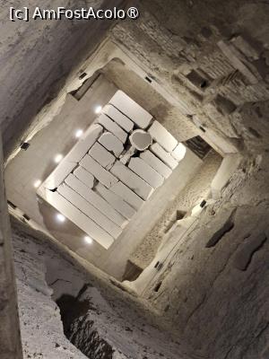 [P58] Necropola Saqqara, Complexul Piramidei Djoser, Piramida în trepte, Gropnița adâncă și Sarcofagul din calcar a regelui Djoser pozat de sus... » foto by mprofeanu
 - 
<span class="allrVoted glyphicon glyphicon-heart hidden" id="av1525381"></span>
<a class="m-l-10 hidden" id="sv1525381" onclick="voting_Foto_DelVot(,1525381,29302)" role="button">șterge vot <span class="glyphicon glyphicon-remove"></span></a>
<a id="v91525381" class=" c-red"  onclick="voting_Foto_SetVot(1525381)" role="button"><span class="glyphicon glyphicon-heart-empty"></span> <b>LIKE</b> = Votează poza</a> <img class="hidden"  id="f1525381W9" src="/imagini/loader.gif" border="0" /><span class="AjErrMes hidden" id="e1525381ErM"></span>