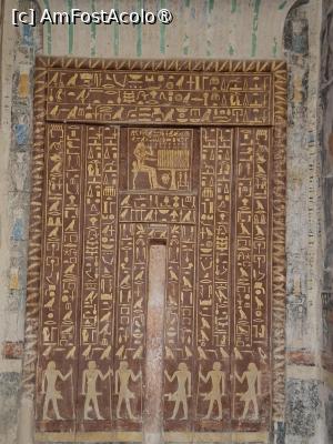 [P82] Necropola Saqqara, Mormântul lui Mehu, Ușa falsă a Capelei lui Mehu, locul de primire a ofrandelor » foto by mprofeanu
 - 
<span class="allrVoted glyphicon glyphicon-heart hidden" id="av1525405"></span>
<a class="m-l-10 hidden" id="sv1525405" onclick="voting_Foto_DelVot(,1525405,29302)" role="button">șterge vot <span class="glyphicon glyphicon-remove"></span></a>
<a id="v91525405" class=" c-red"  onclick="voting_Foto_SetVot(1525405)" role="button"><span class="glyphicon glyphicon-heart-empty"></span> <b>LIKE</b> = Votează poza</a> <img class="hidden"  id="f1525405W9" src="/imagini/loader.gif" border="0" /><span class="AjErrMes hidden" id="e1525405ErM"></span>