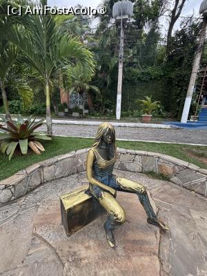 [P20] Statuia Brigitte Bardot din Buzios » foto by AZE
 - 
<span class="allrVoted glyphicon glyphicon-heart hidden" id="av1527214"></span>
<a class="m-l-10 hidden" id="sv1527214" onclick="voting_Foto_DelVot(,1527214,29317)" role="button">șterge vot <span class="glyphicon glyphicon-remove"></span></a>
<a id="v91527214" class=" c-red"  onclick="voting_Foto_SetVot(1527214)" role="button"><span class="glyphicon glyphicon-heart-empty"></span> <b>LIKE</b> = Votează poza</a> <img class="hidden"  id="f1527214W9" src="/imagini/loader.gif" border="0" /><span class="AjErrMes hidden" id="e1527214ErM"></span>