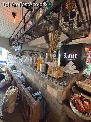 [P09] Barul din restaurant » foto by AZE
 - 
<span class="allrVoted glyphicon glyphicon-heart hidden" id="av1527203"></span>
<a class="m-l-10 hidden" id="sv1527203" onclick="voting_Foto_DelVot(,1527203,29317)" role="button">șterge vot <span class="glyphicon glyphicon-remove"></span></a>
<a id="v91527203" class=" c-red"  onclick="voting_Foto_SetVot(1527203)" role="button"><span class="glyphicon glyphicon-heart-empty"></span> <b>LIKE</b> = Votează poza</a> <img class="hidden"  id="f1527203W9" src="/imagini/loader.gif" border="0" /><span class="AjErrMes hidden" id="e1527203ErM"></span>