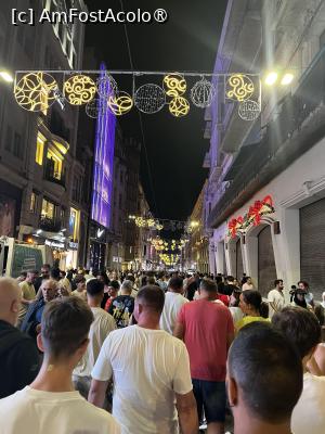 [P08] Strada Istiklal » foto by raluca banu
 - 
<span class="allrVoted glyphicon glyphicon-heart hidden" id="av1527796"></span>
<a class="m-l-10 hidden" id="sv1527796" onclick="voting_Foto_DelVot(,1527796,29321)" role="button">șterge vot <span class="glyphicon glyphicon-remove"></span></a>
<a id="v91527796" class=" c-red"  onclick="voting_Foto_SetVot(1527796)" role="button"><span class="glyphicon glyphicon-heart-empty"></span> <b>LIKE</b> = Votează poza</a> <img class="hidden"  id="f1527796W9" src="/imagini/loader.gif" border="0" /><span class="AjErrMes hidden" id="e1527796ErM"></span>