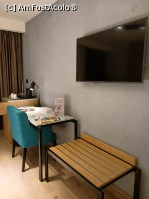 [P01] Occidental sharjah hotel; prin cameră » foto by nela b
 - 
<span class="allrVoted glyphicon glyphicon-heart hidden" id="av1528884"></span>
<a class="m-l-10 hidden" id="sv1528884" onclick="voting_Foto_DelVot(,1528884,29329)" role="button">șterge vot <span class="glyphicon glyphicon-remove"></span></a>
<a id="v91528884" class=" c-red"  onclick="voting_Foto_SetVot(1528884)" role="button"><span class="glyphicon glyphicon-heart-empty"></span> <b>LIKE</b> = Votează poza</a> <img class="hidden"  id="f1528884W9" src="/imagini/loader.gif" border="0" /><span class="AjErrMes hidden" id="e1528884ErM"></span>