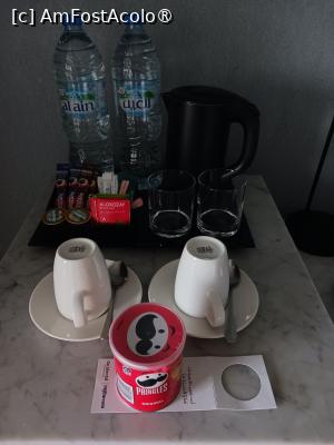 [P07] Necesar de cafea si ceai » foto by nela b
 - 
<span class="allrVoted glyphicon glyphicon-heart hidden" id="av1528890"></span>
<a class="m-l-10 hidden" id="sv1528890" onclick="voting_Foto_DelVot(,1528890,29329)" role="button">șterge vot <span class="glyphicon glyphicon-remove"></span></a>
<a id="v91528890" class=" c-red"  onclick="voting_Foto_SetVot(1528890)" role="button"><span class="glyphicon glyphicon-heart-empty"></span> <b>LIKE</b> = Votează poza</a> <img class="hidden"  id="f1528890W9" src="/imagini/loader.gif" border="0" /><span class="AjErrMes hidden" id="e1528890ErM"></span>