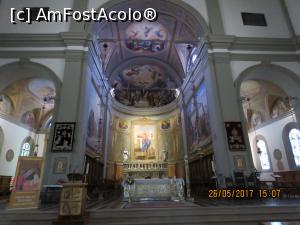 [P06] Altarul principal în centru, Cappella del Carmine și Cappella del Santo Rosario » foto by elviramvio
 - 
<span class="allrVoted glyphicon glyphicon-heart hidden" id="av861675"></span>
<a class="m-l-10 hidden" id="sv861675" onclick="voting_Foto_DelVot(,861675,29331)" role="button">șterge vot <span class="glyphicon glyphicon-remove"></span></a>
<a id="v9861675" class=" c-red"  onclick="voting_Foto_SetVot(861675)" role="button"><span class="glyphicon glyphicon-heart-empty"></span> <b>LIKE</b> = Votează poza</a> <img class="hidden"  id="f861675W9" src="/imagini/loader.gif" border="0" /><span class="AjErrMes hidden" id="e861675ErM"></span>